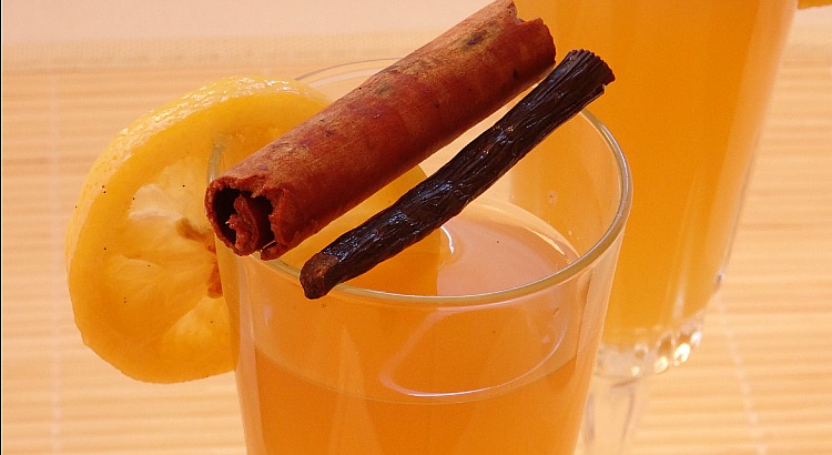 mulled-white-wine-recipe-featured