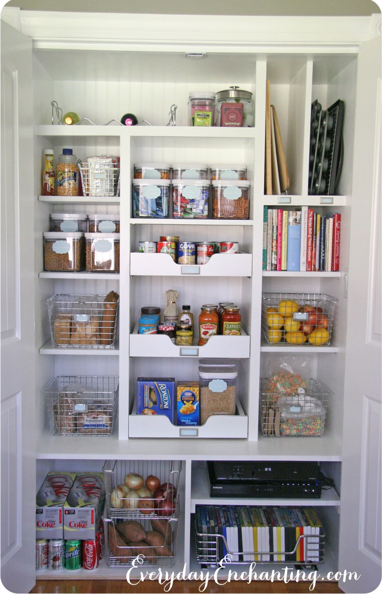 20 Incredible Small Pantry Organization Ideas and ...