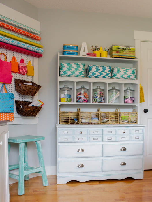 Creative Thrifty Small Space Craft Room Organization Ideas The Happy Housie