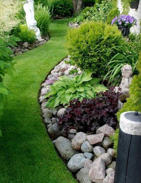 Landscaping With River Rock Dry River Rock Garden Ideas The Happy Housie