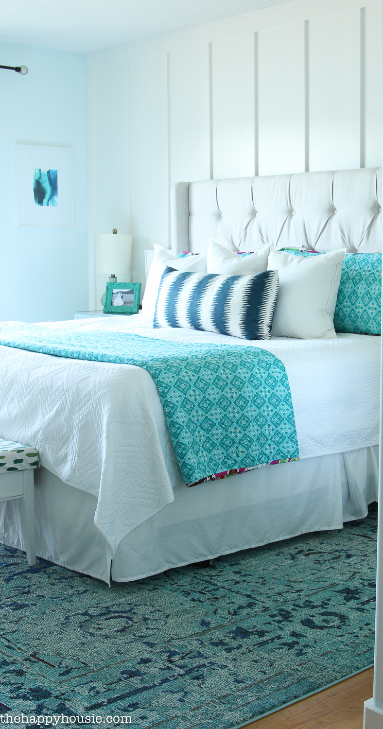 How to Decorate Your Master Bedroom on a Budget - The ...