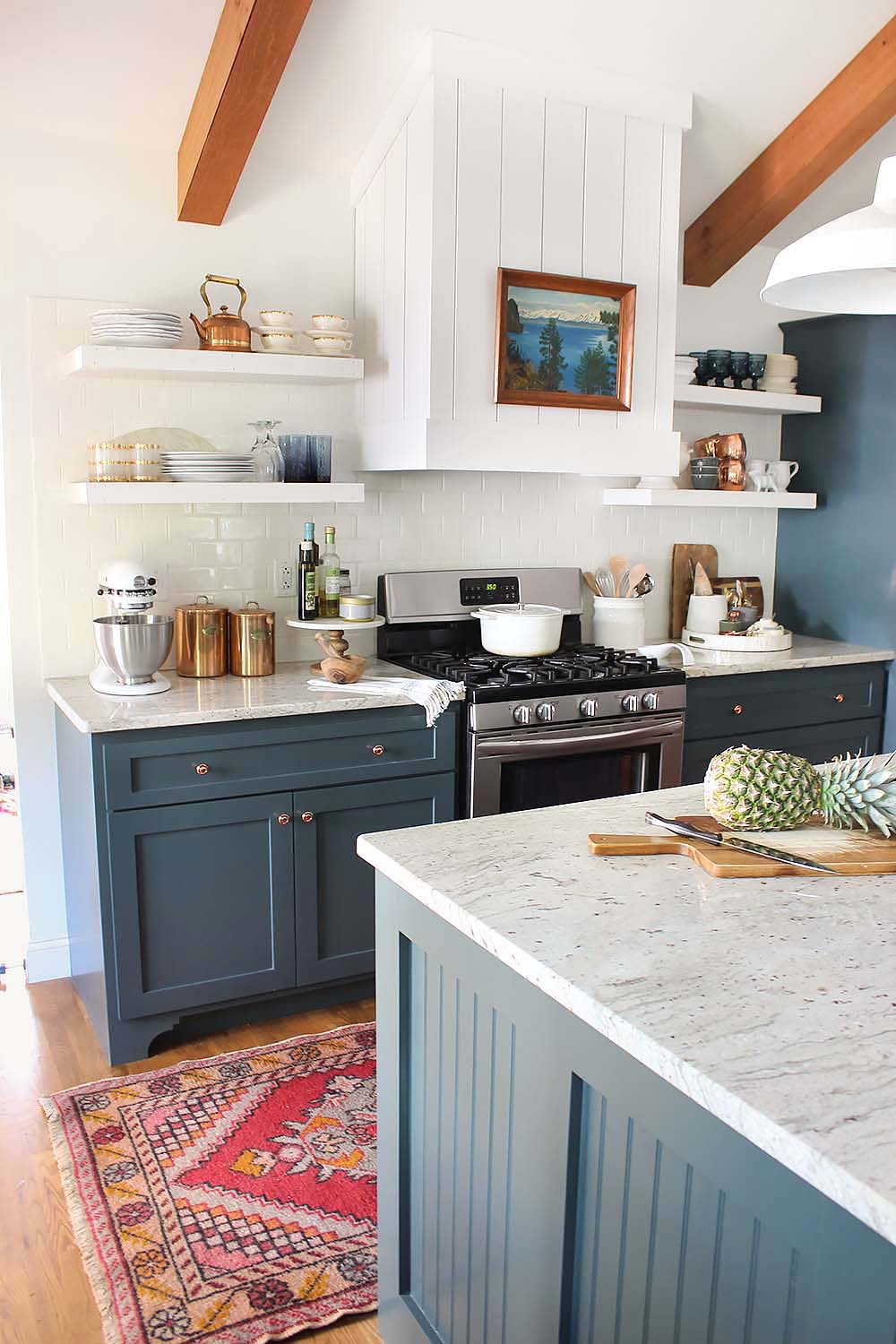 10 Stunning Farmhouse Kitchens with Coloured Cabinets ...