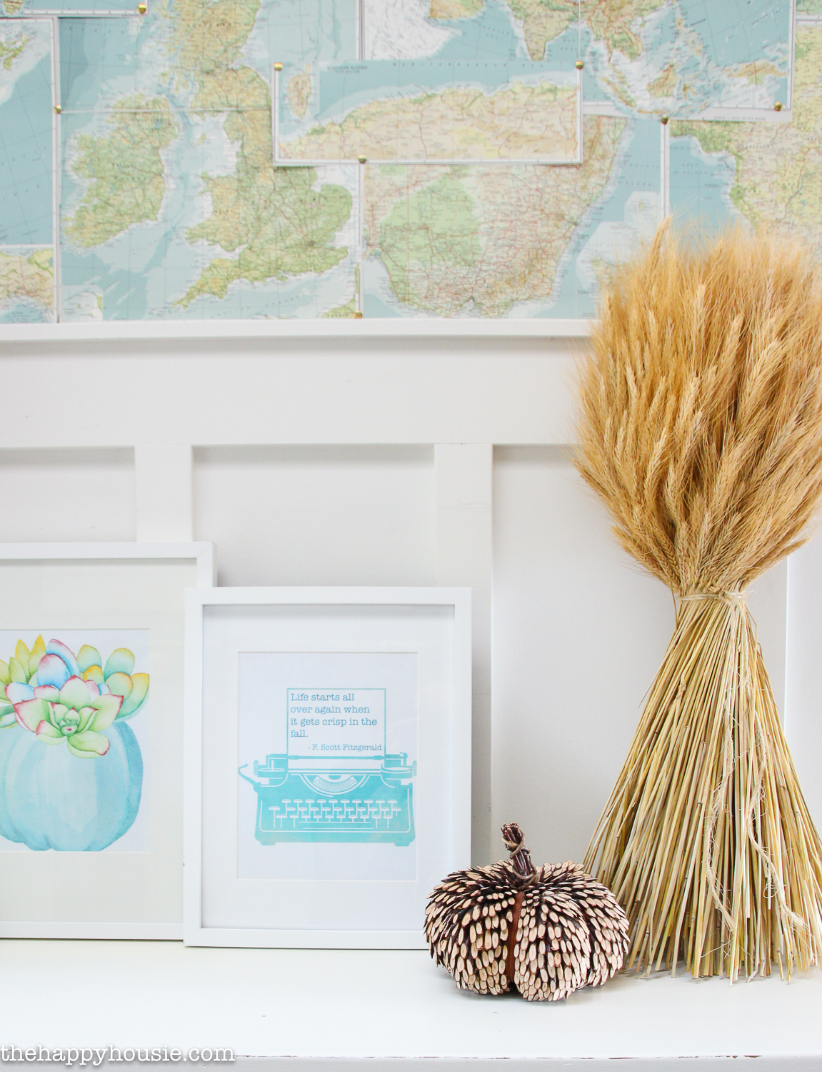 Simple Fall Front Entry Hall Decor | The Happy Housie