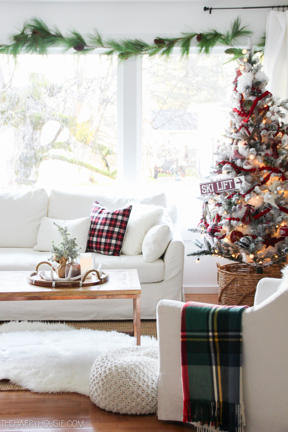 Red White Christmas Decorating New Living Room Tour The Happy Housie